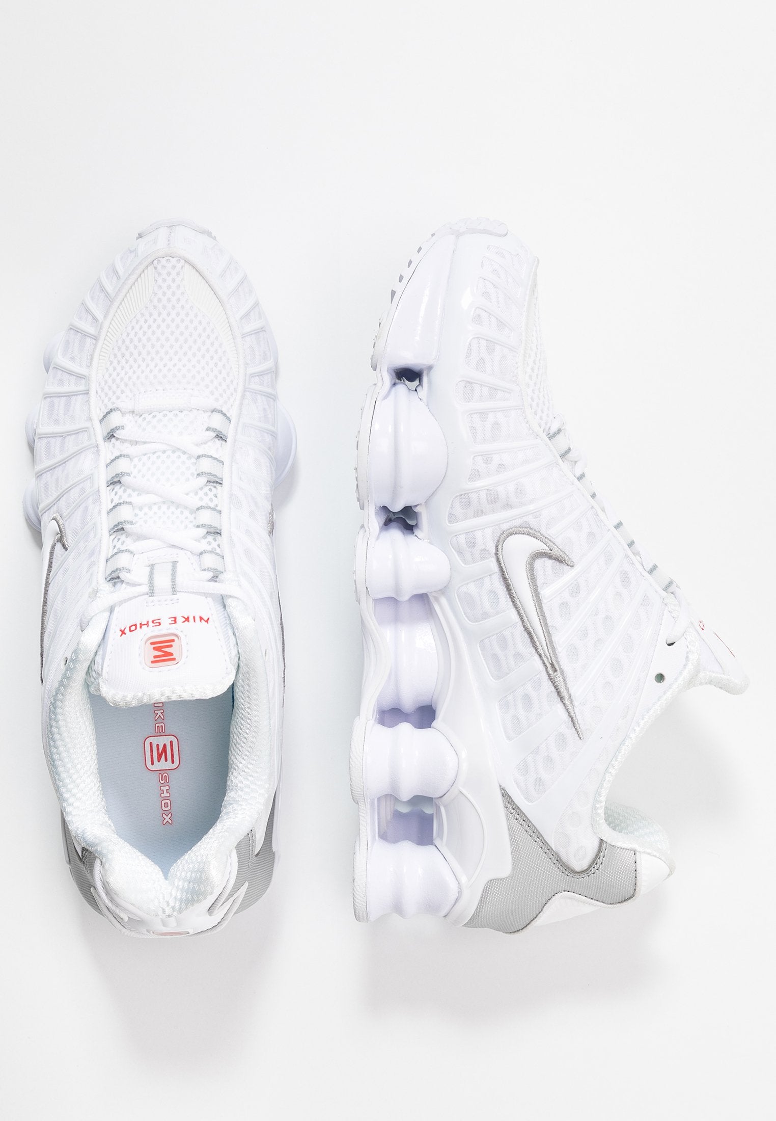 NIKE SHOX WHITE