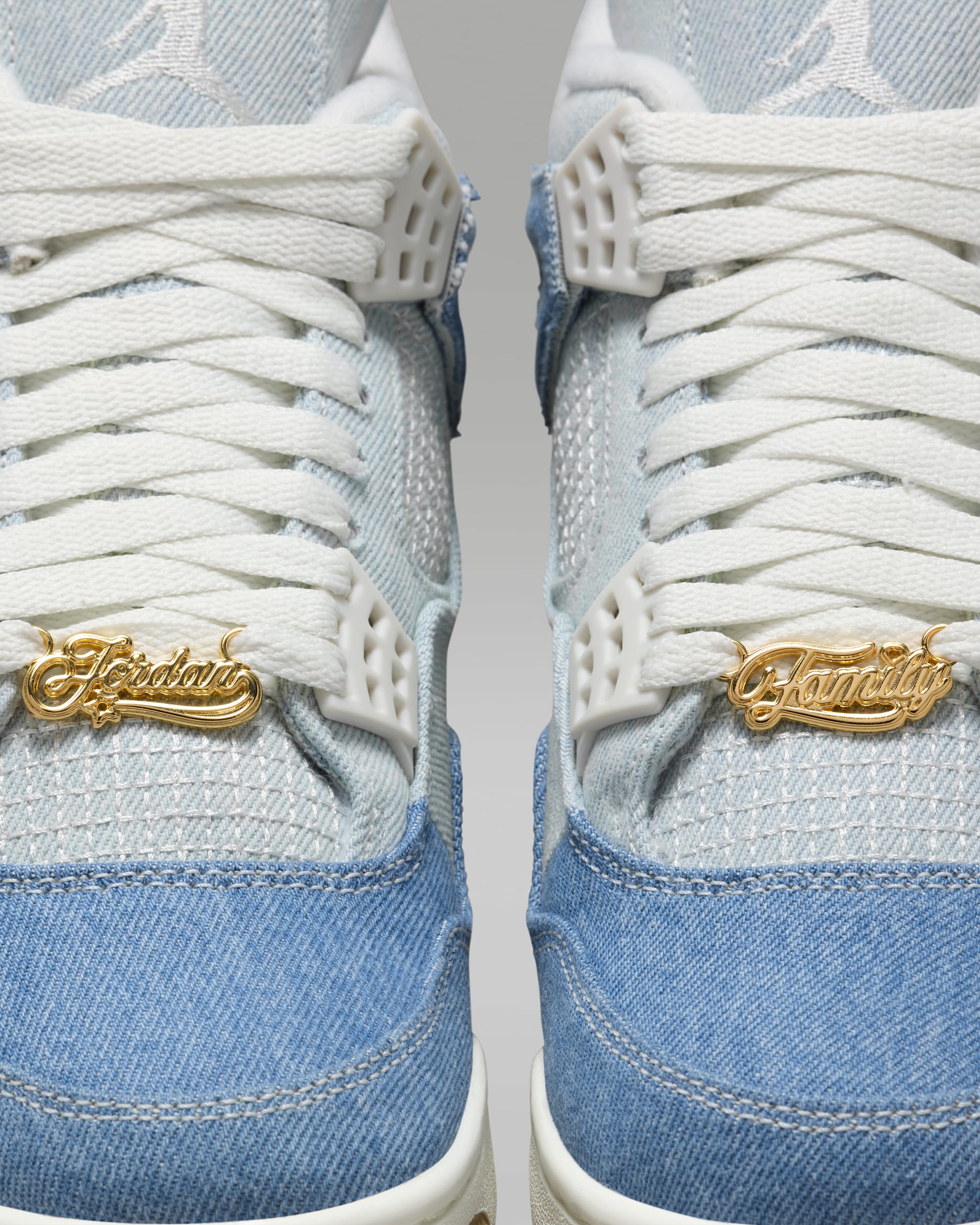 AIR JORDAN 4 RETRO “WORN BLUE”