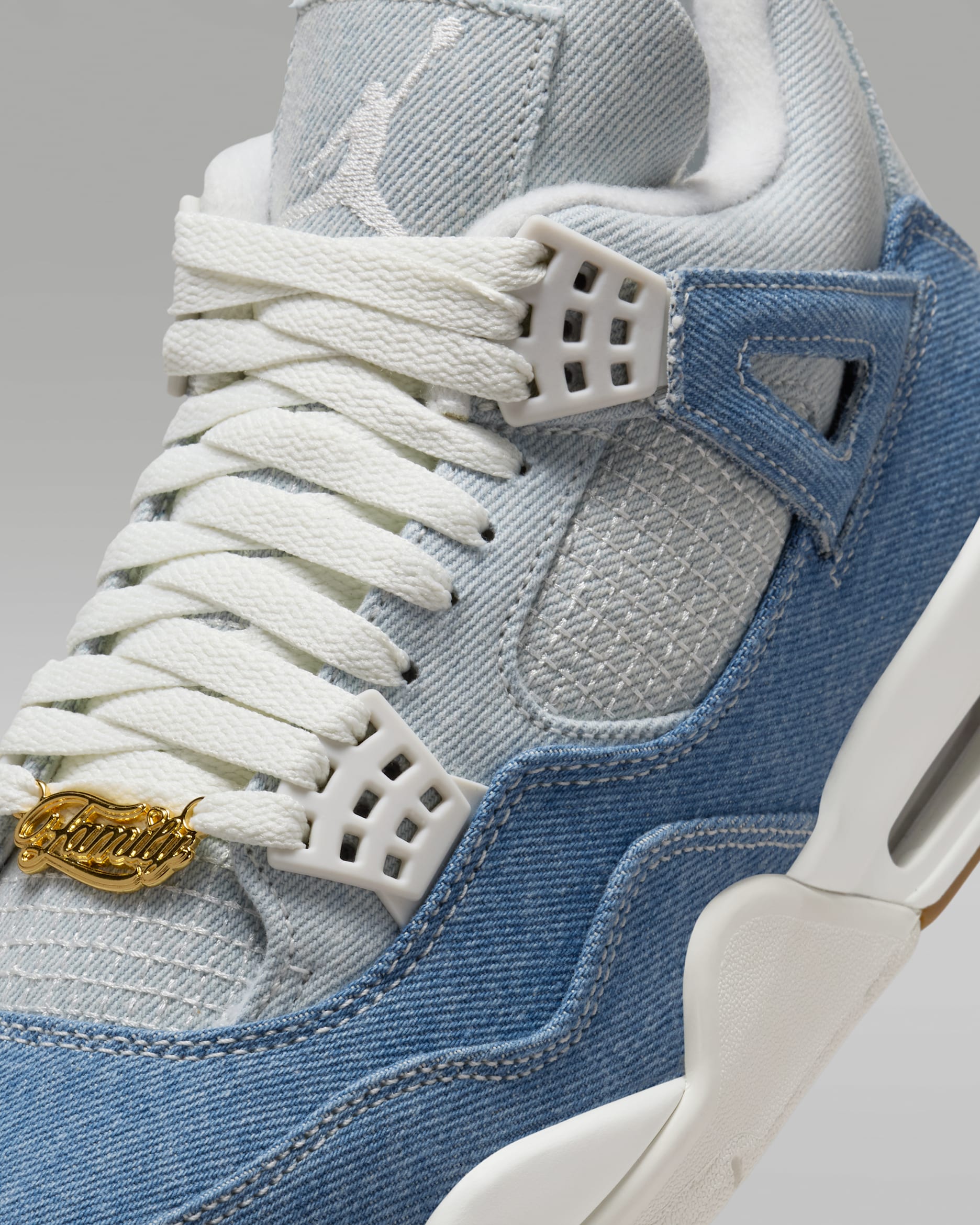 AIR JORDAN 4 RETRO “WORN BLUE”