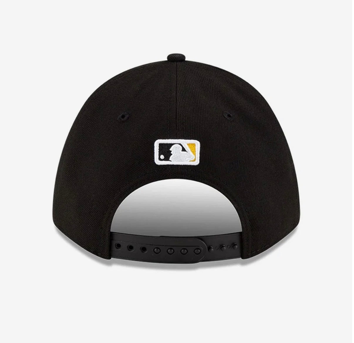 9FORTY M-Crown Pittsburgh Pirates MLB Player Replica