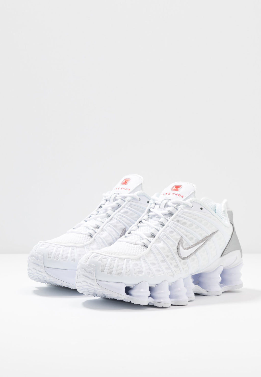 NIKE SHOX WHITE