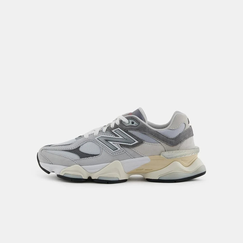 NEW BALANCE 9060 GREY