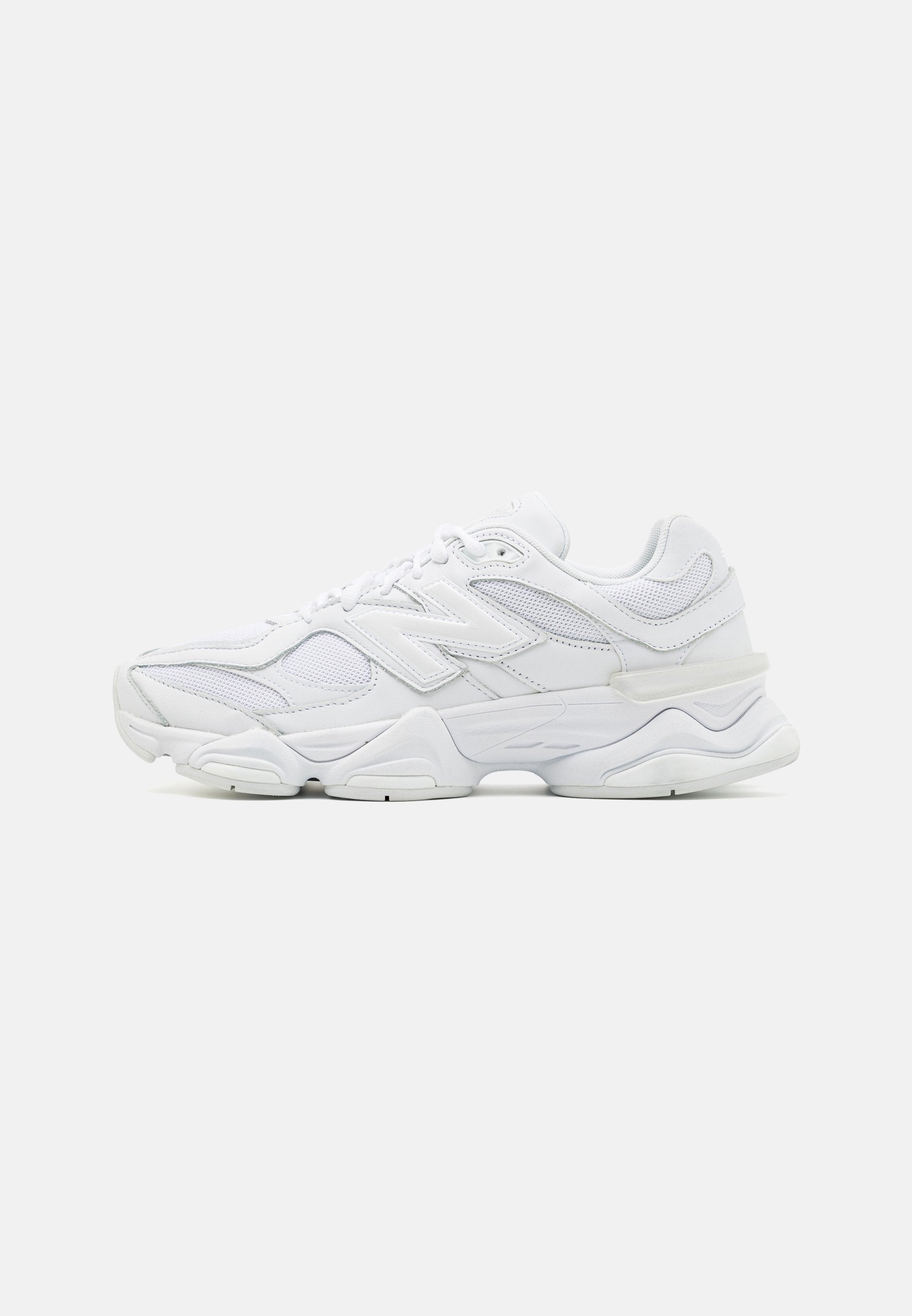 NEW BALANCE 9060 WHITE