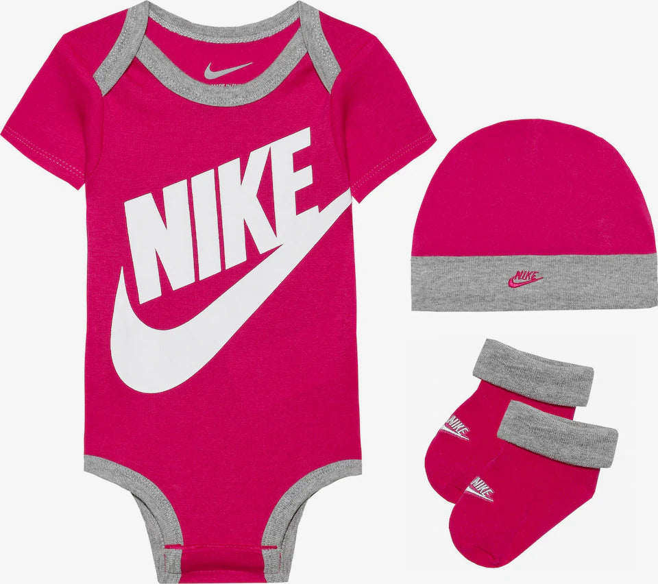SET NIKE NEONATA 3 PEZZI