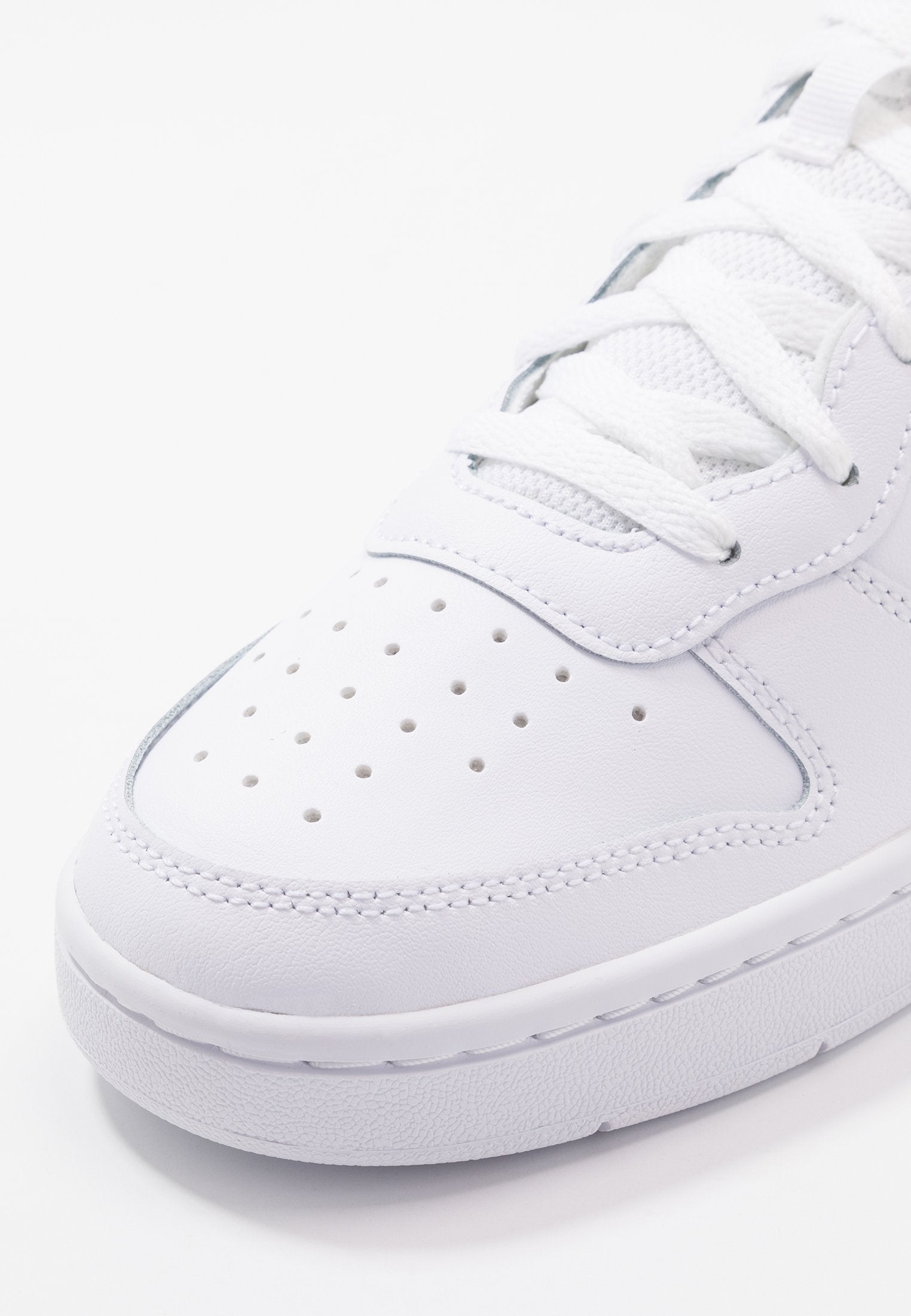 NIKE COURT BOROUGH WHITE