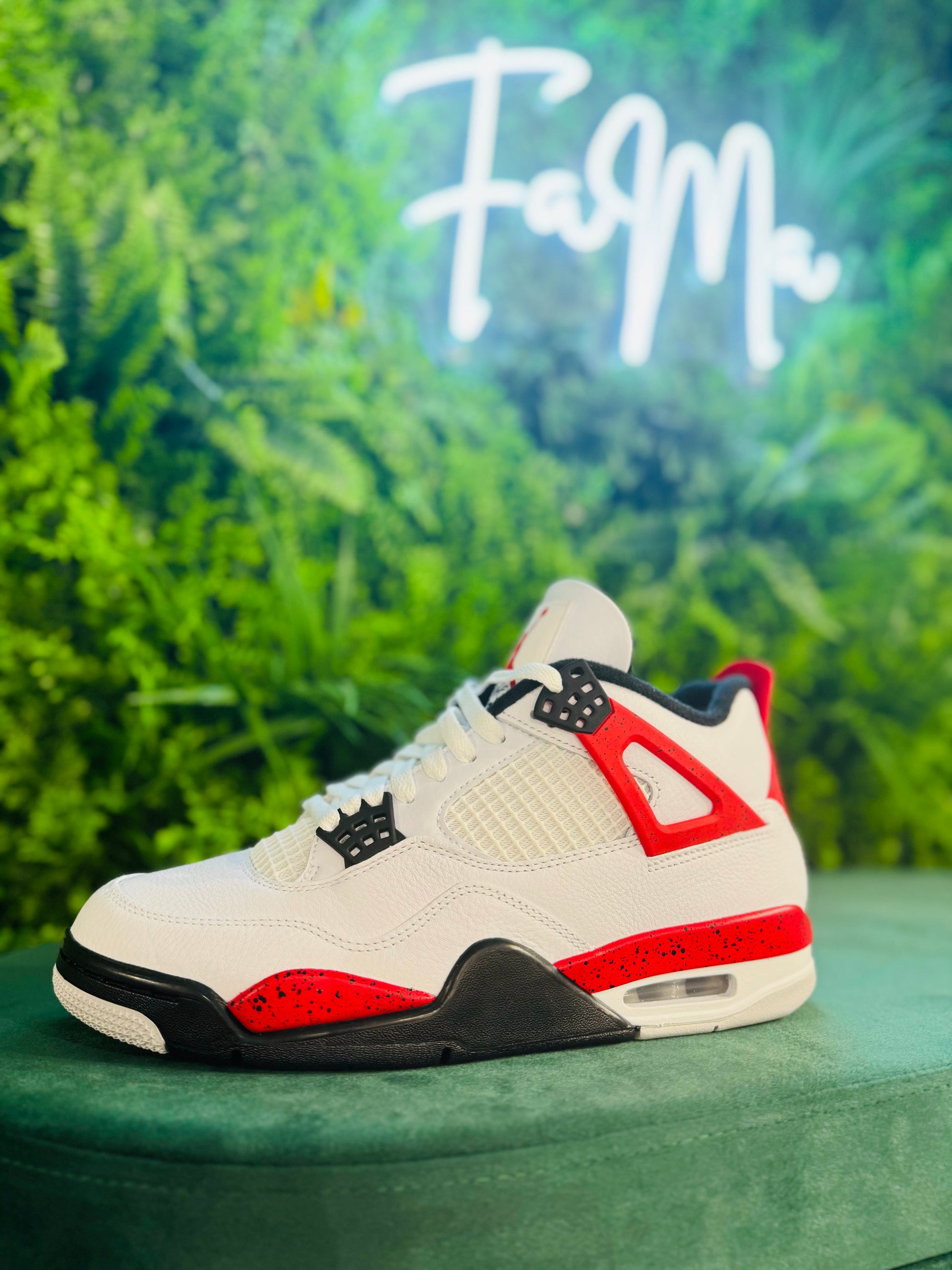 AIR JORDAN 4 RED CEMENT